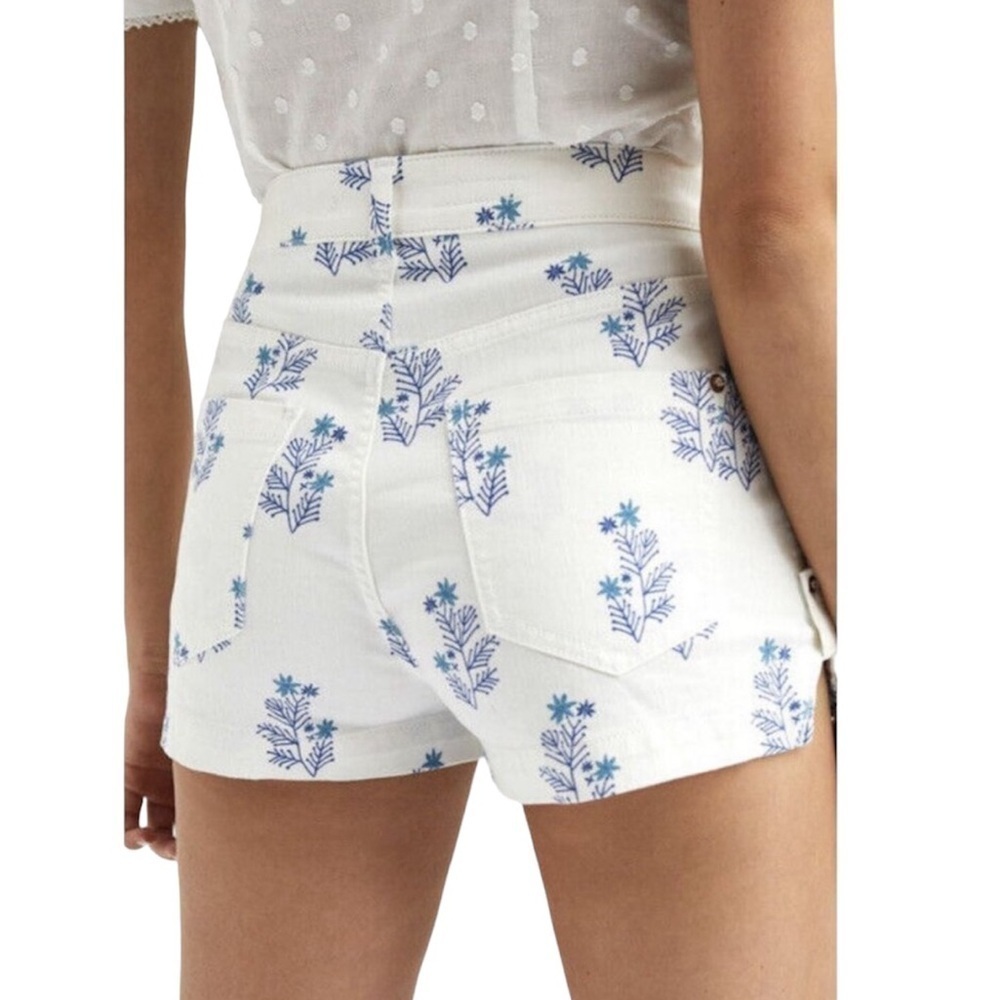 Anthropologie Pilcro Shorts White Blue Floral Ultra High Rise Women’s Size 32 - Picture 2 of 8